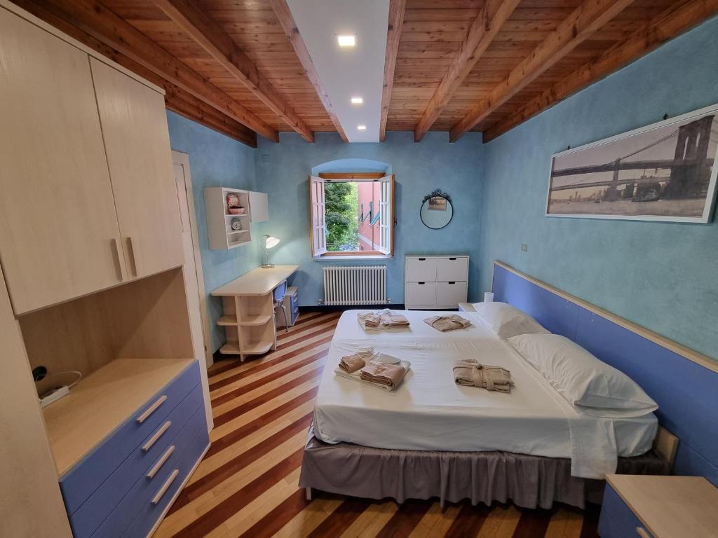 Pontedecimo Apartment Two 1