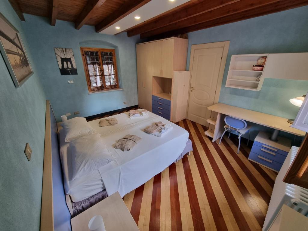 Pontedecimo Apartment Two 2