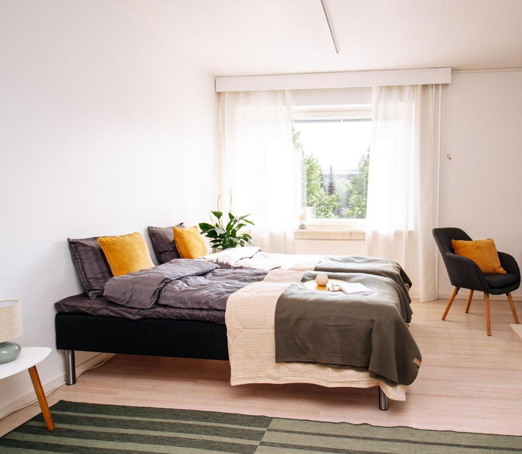 Come in! "Pirkanportti" In the heart of Tampere next to the railway station for 9 people! 7