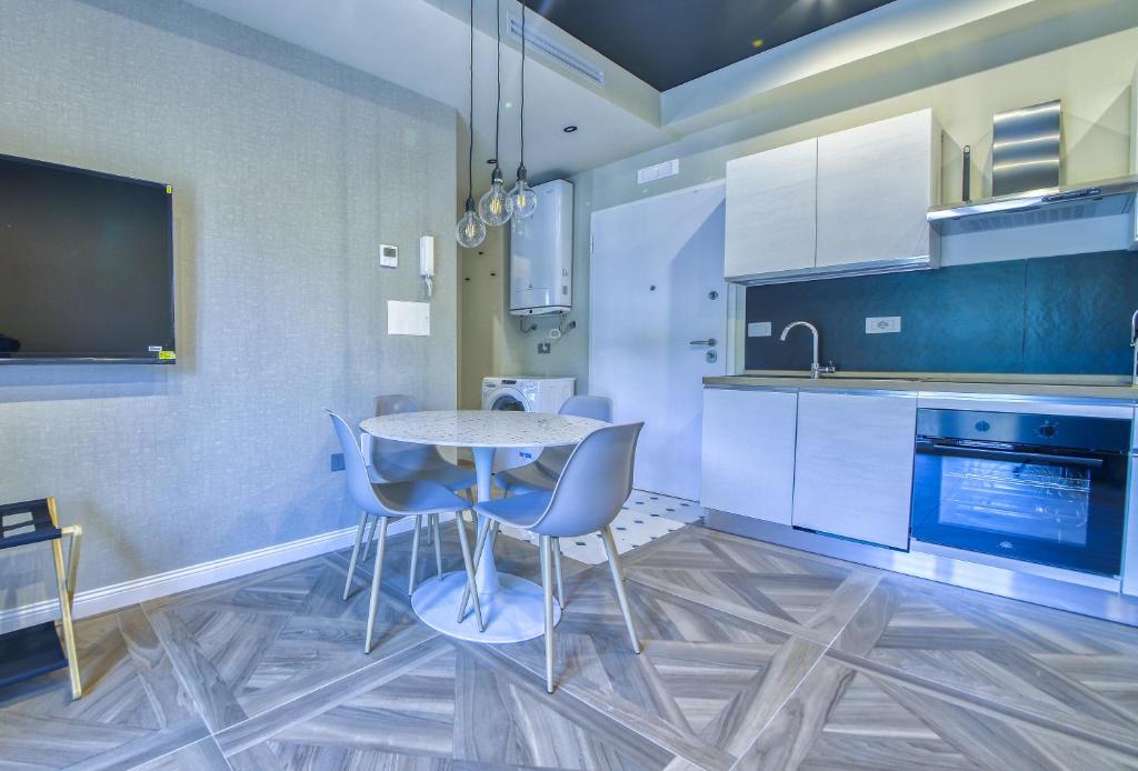 SIGNORILE - Modern House 5