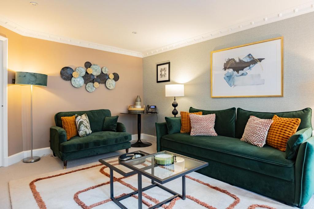 Mayfair House 8