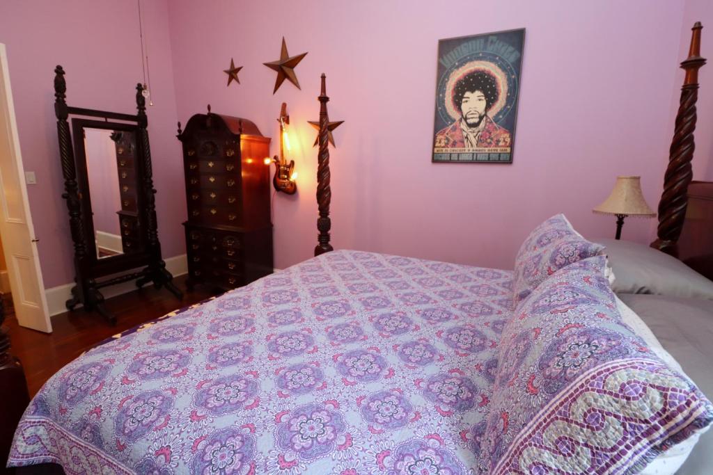 R&B Bed and Breakfast - Award Winning 6