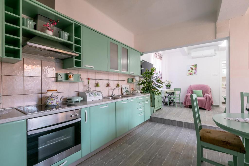 Holiday Home Shabby 6