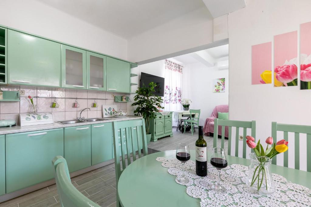Holiday Home Shabby 2