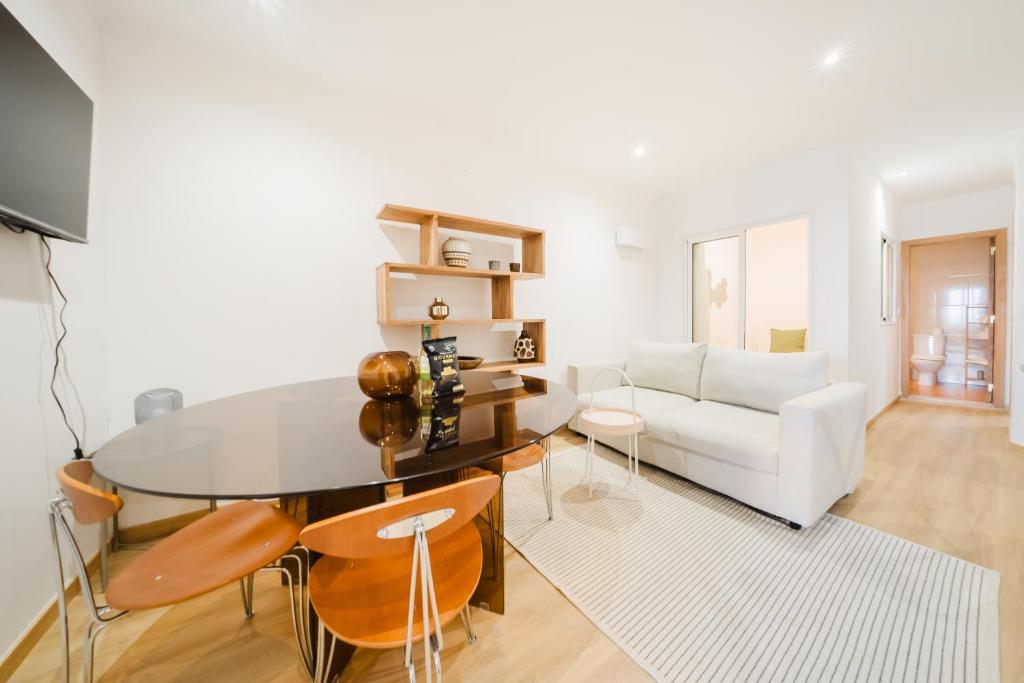 Premium 41BR with Iconic Tagus Views 8