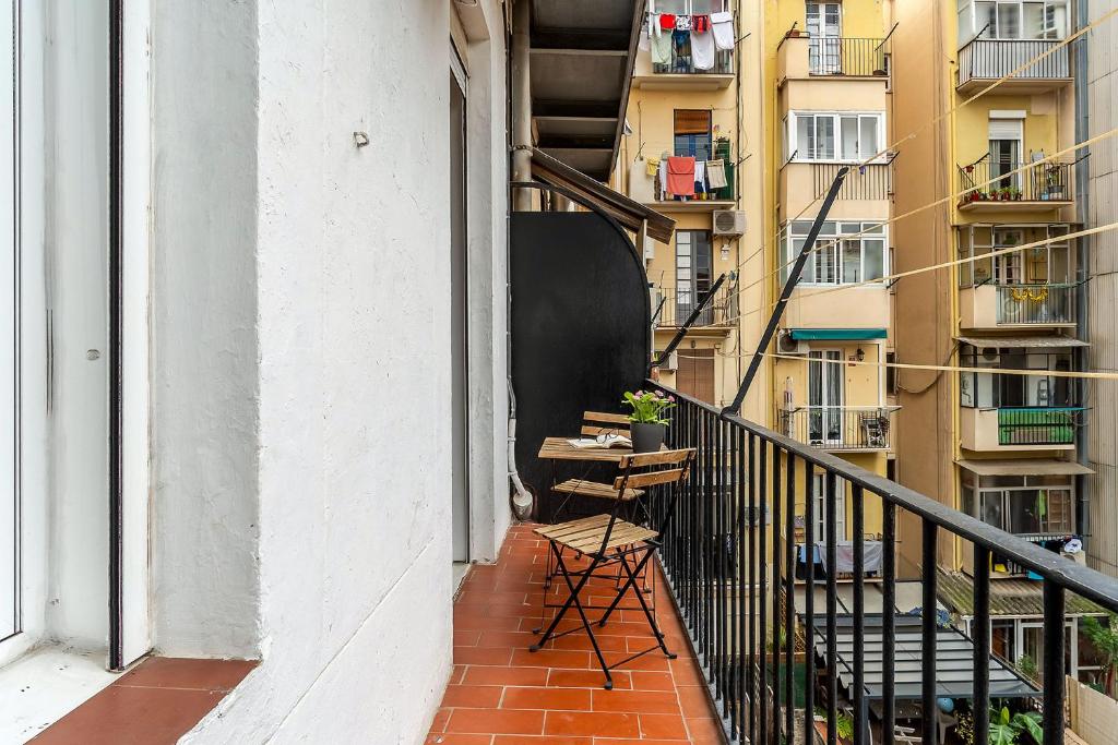 AB Eixample Calabria 8