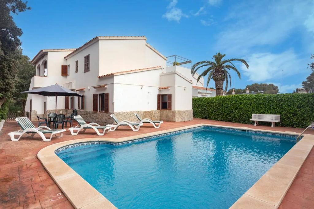 VILLA NUEVA