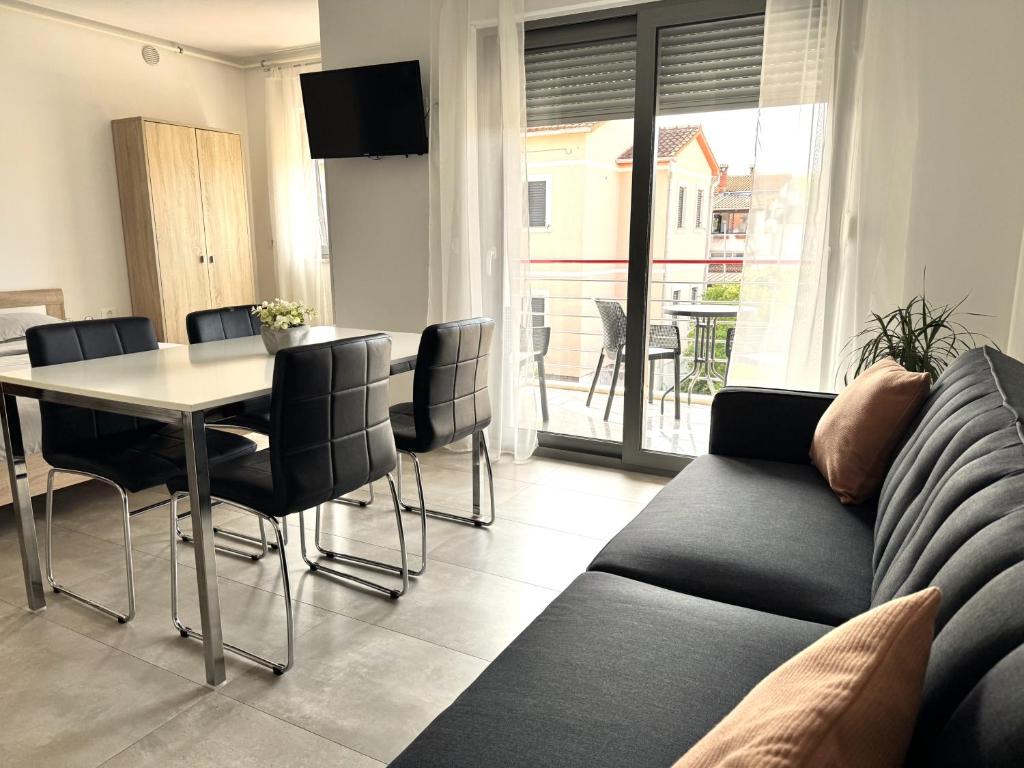 Apart Residence Rudan 3