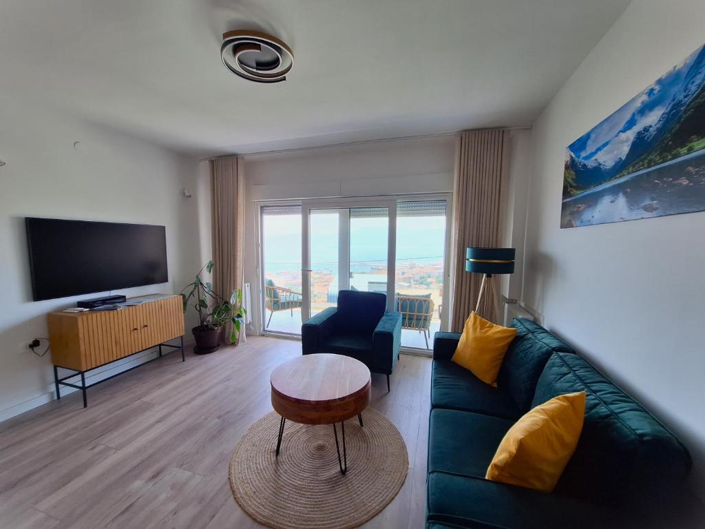 The Captain's Apartment with amazing views 5