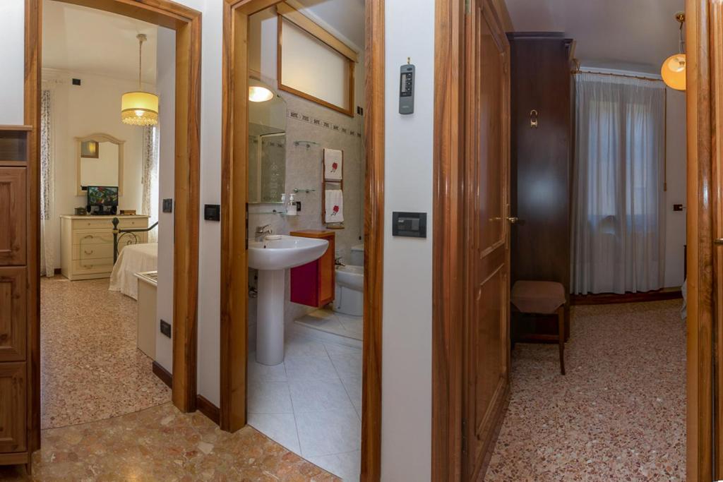 Casa San Giovanni e Paolo 6