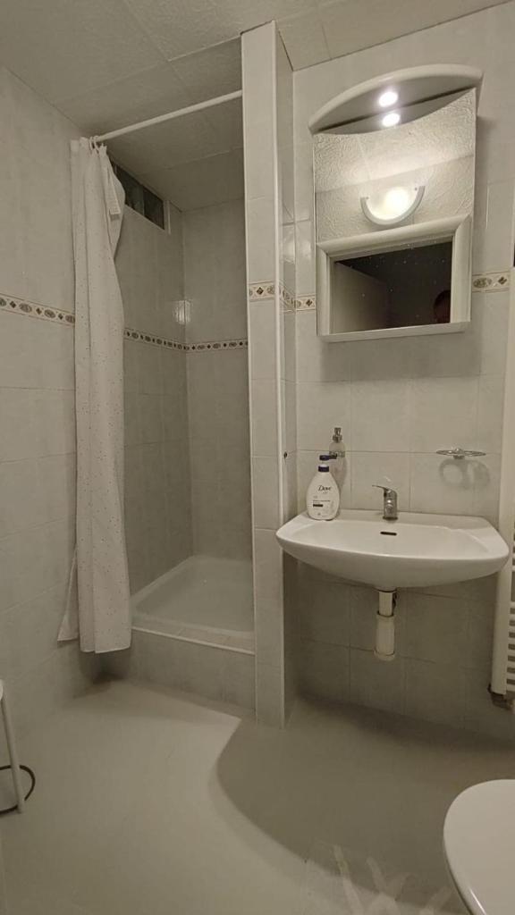 Fully equipped family house for recreation, 5 cars free parking 7