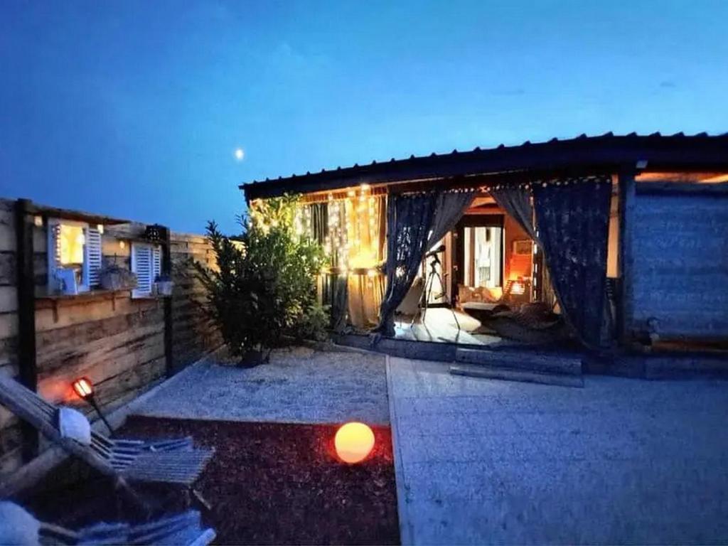 Mobile Home Cabana with HotTub&Sauna 1