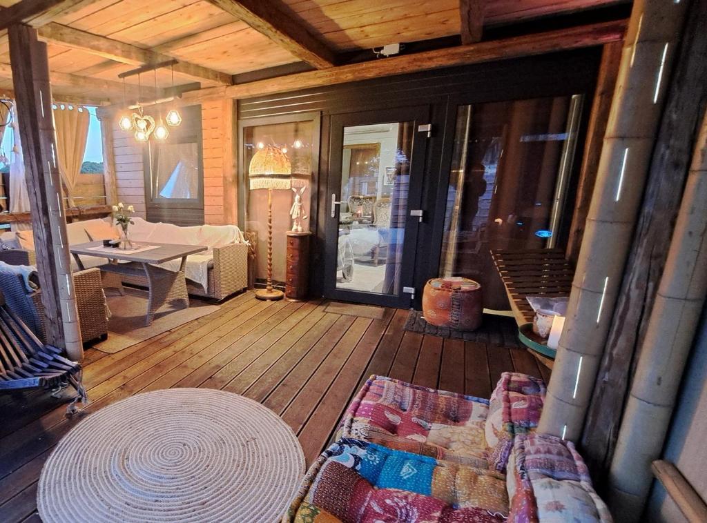 Mobile Home Cabana with HotTub&Sauna 4