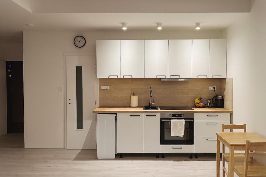 Harmony Residence with Balcony 3