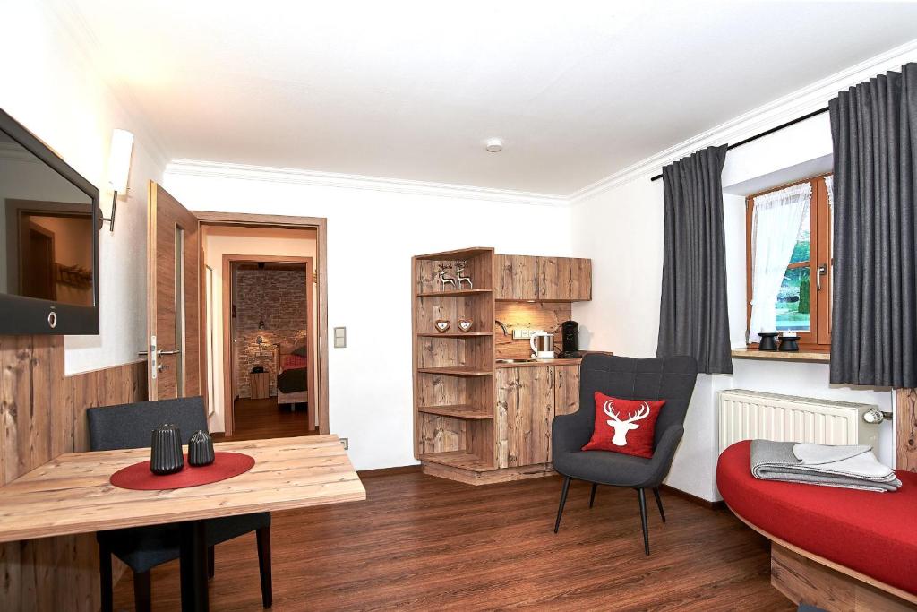 Gästehaus und Ferienwohnungen Egglerlehen 3