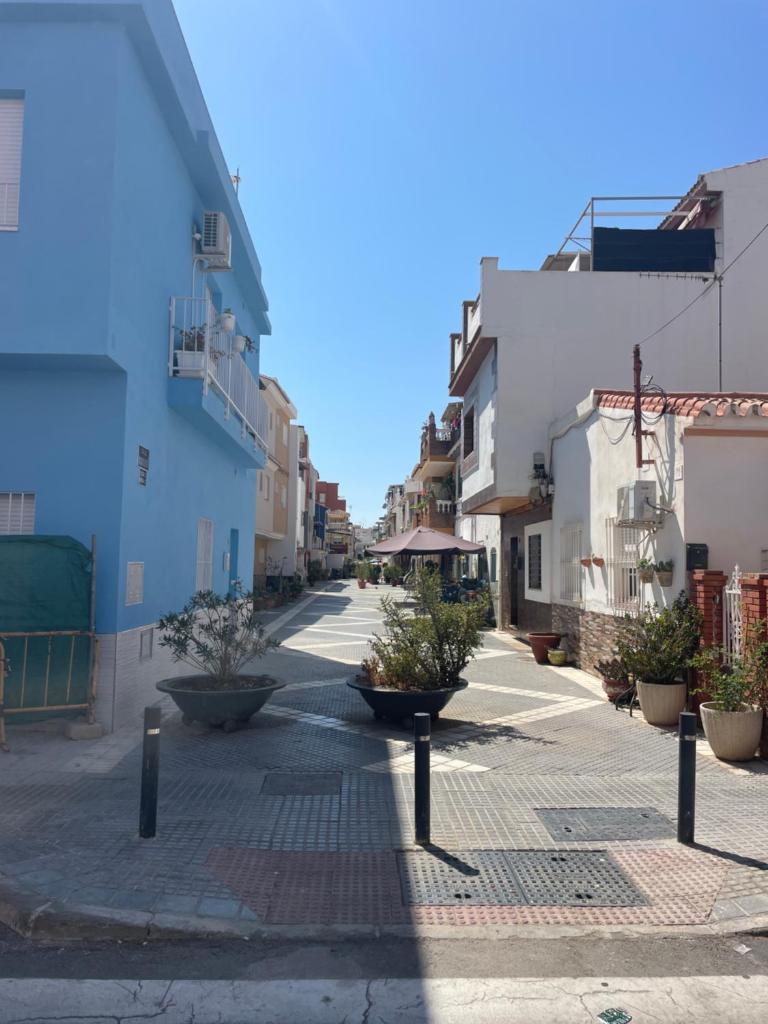 Sun and Sea Modern Studio El Palo 1 min to Beach 8