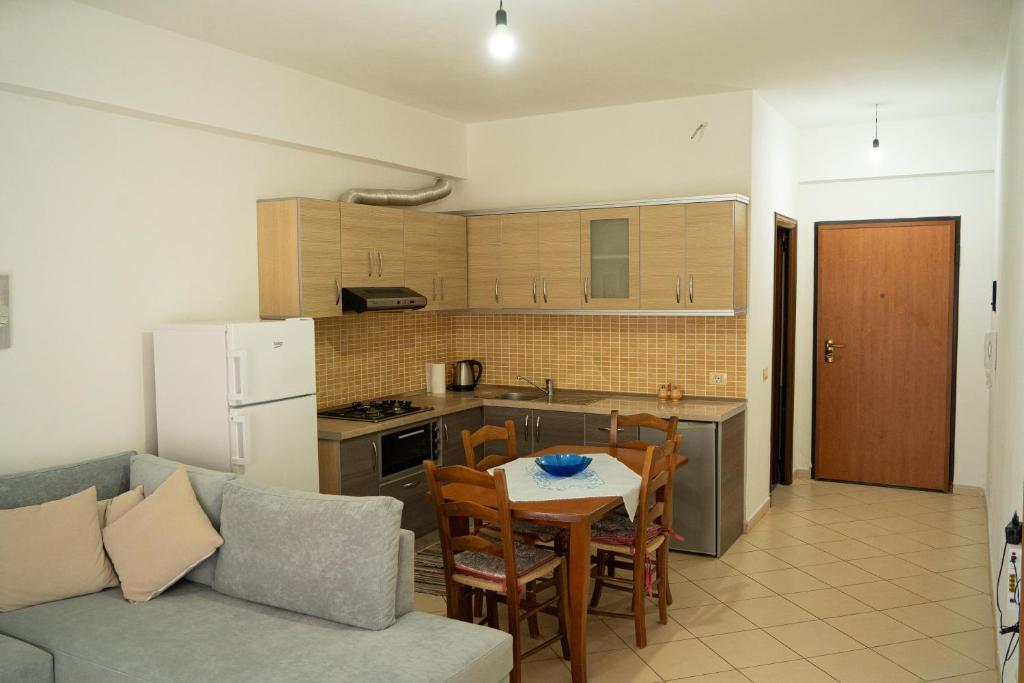 Seaview Apartment JONUZAJ 4