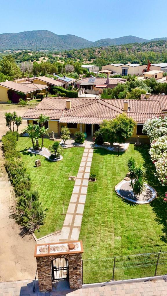 Su Lillu Elegante villa con giardino