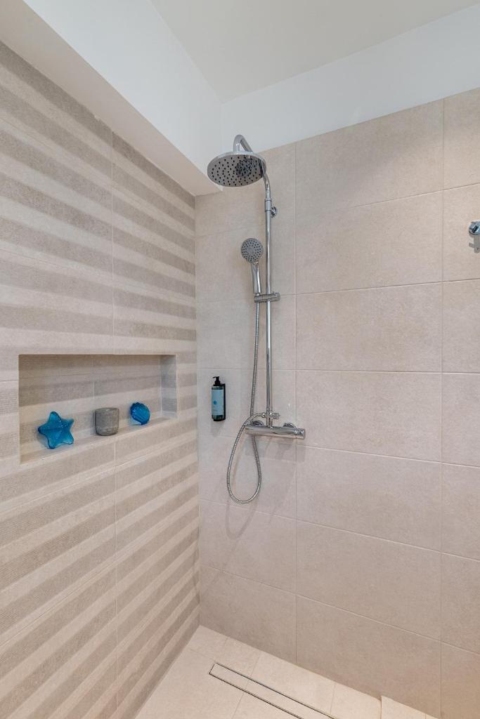 Palos Luxury Suites 3