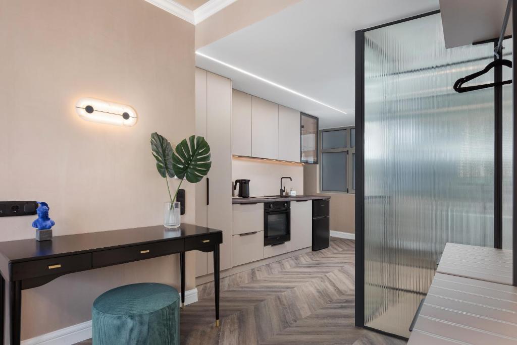 Acropolis Luxury Athens Suites 4