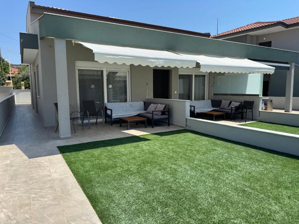Lili Houses In Nikiti 350m From The Beach 1