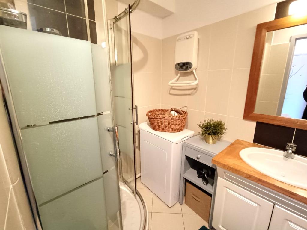 T1 cosy vue mer 7