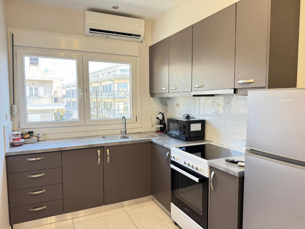 Unique suite 2 , one bedroom city apartment 3