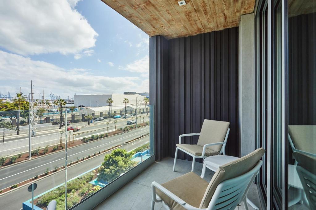 Silken Atlantis Suites - Holiday Homes 7