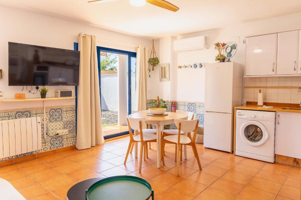 Tarifa Cozy House - Beach & Parking 4