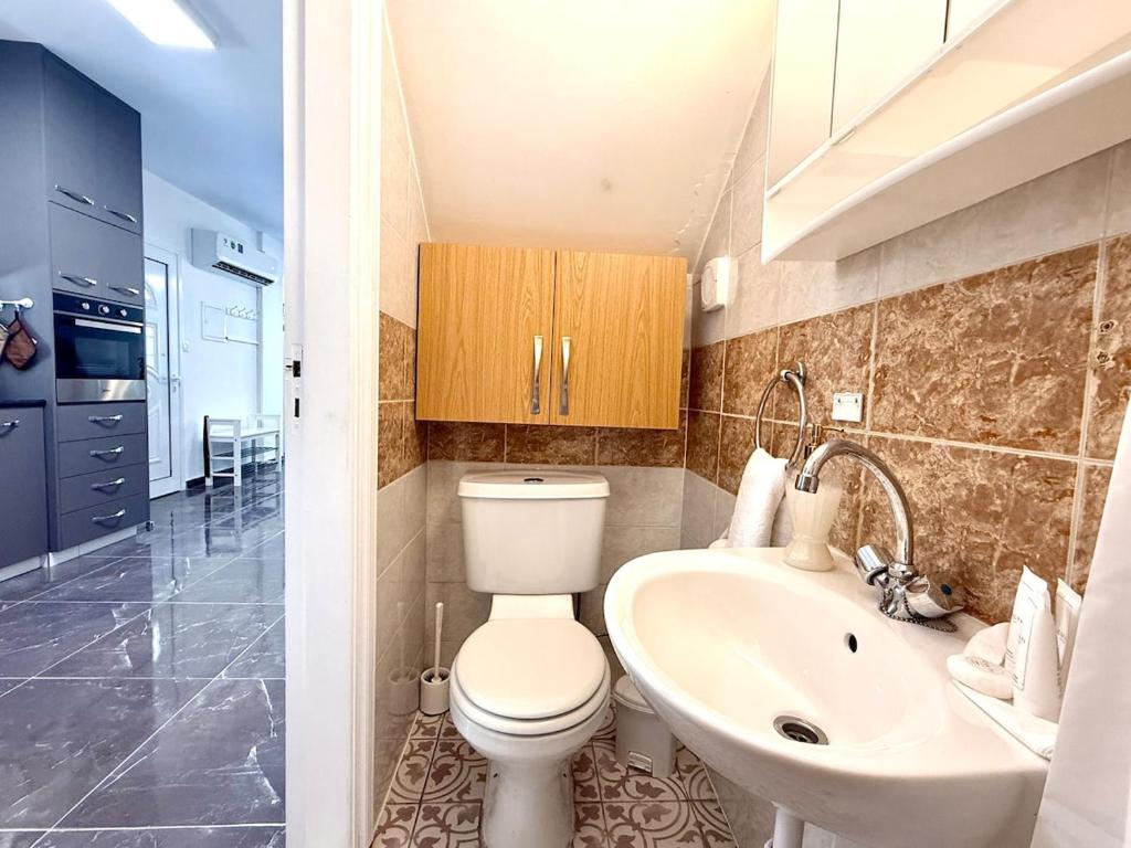 Elegant Beach Villa Moonstone II 3