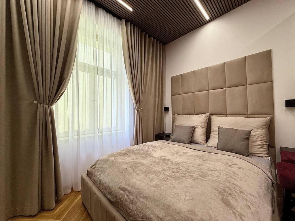 IOS Velour - Boutique Studio Prague 1 7