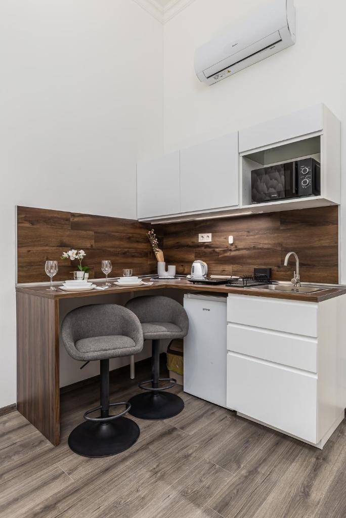 Cozy Studio Apartments in Downtown Budapest 7