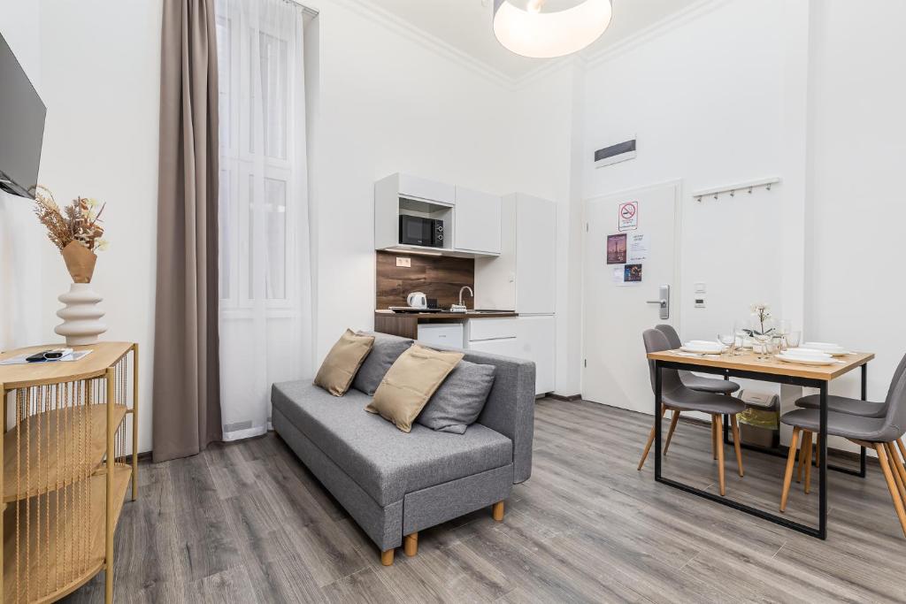 Cozy Studio Apartments in Downtown Budapest 8