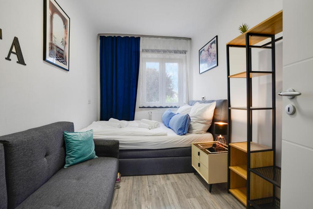 KATIES Apartments Augsburg - Zentral - 4 Zimmer - 7 Personen - 2 Parken - Nintendo Switch - DisneyPlus - E-Kamin 3