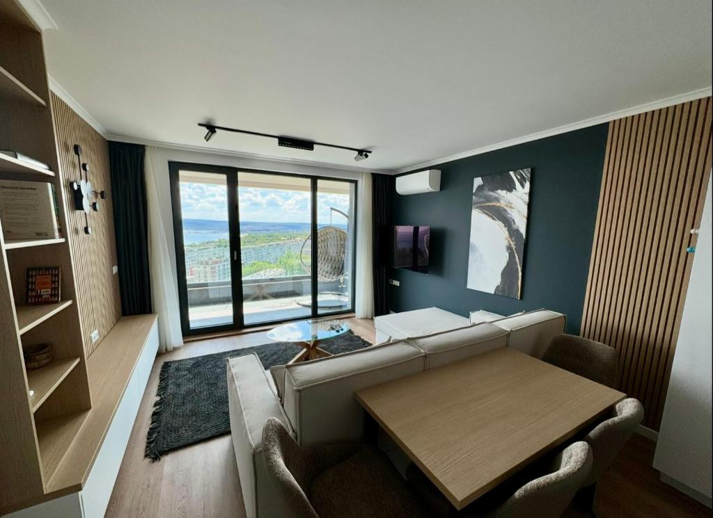 Seaview Smart Home 2 2