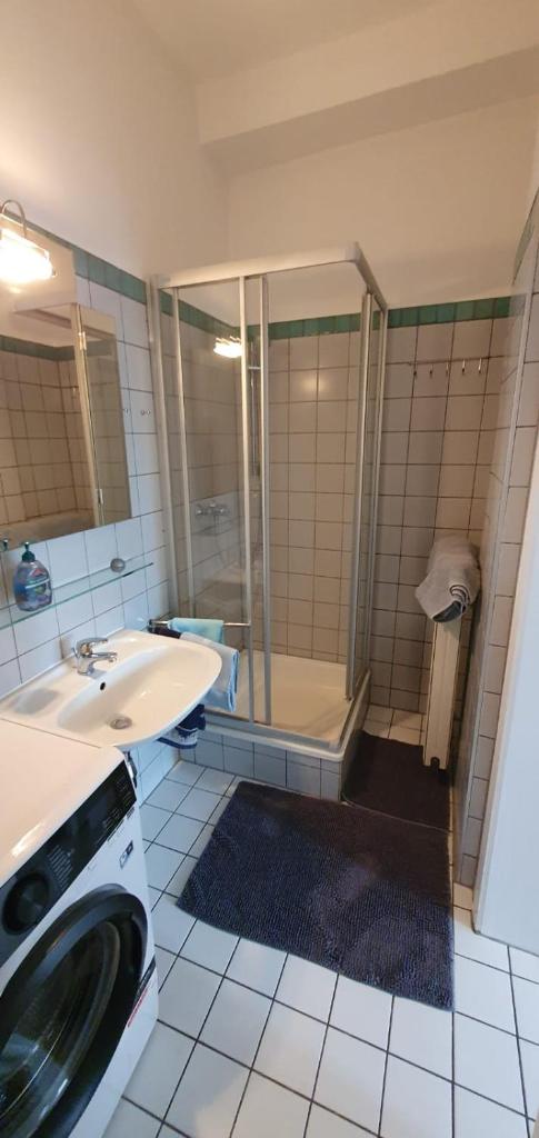 Victorias Apartment 3 4