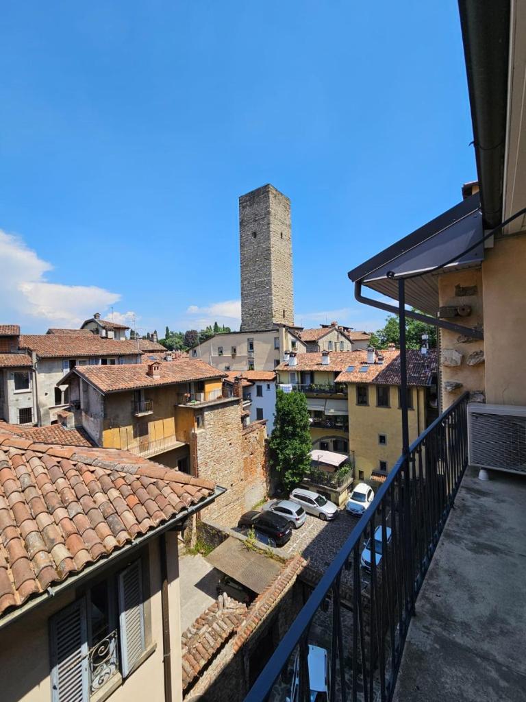 Piazza Vecchia Boutique Apartment 1