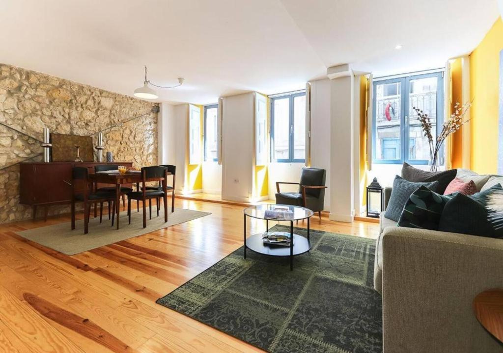 Azzulea Avenida Apartments 1