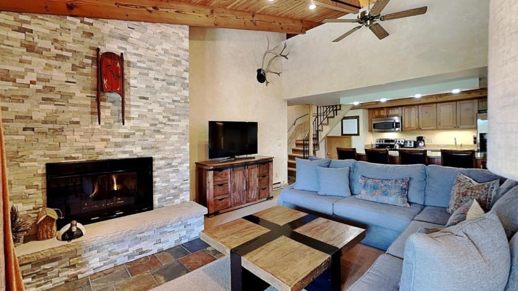 Timberline Condominiums 1 Bedroom plus Loft Deluxe Unit A3C
