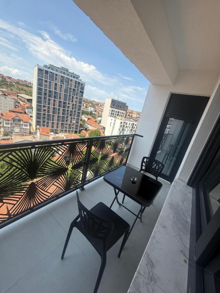 Erina Luxury Apartment with Private Bathroom & Free Parking 6