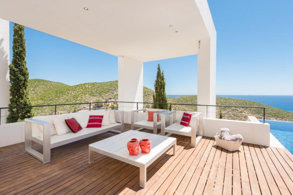 Luxury Villa with Private Pool, Ibiza Villa 1267