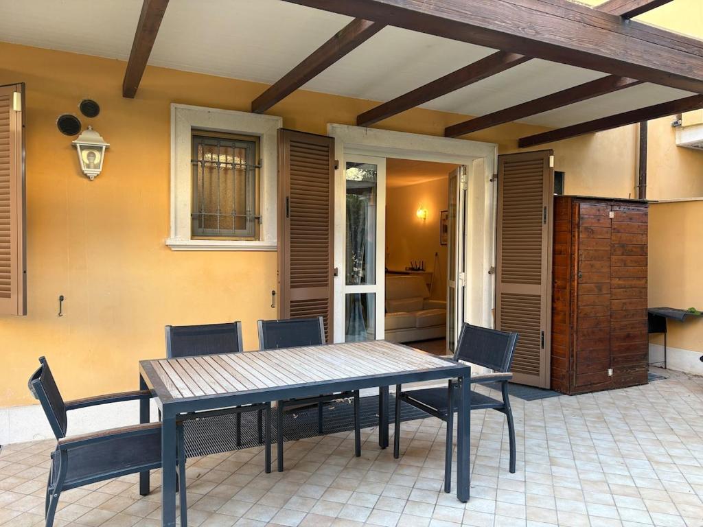 The Green Nest-Casa con giardino 1