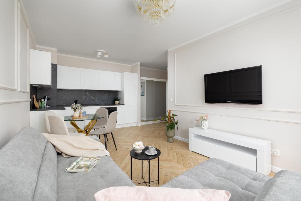 TS Gold New Town Apartment & free private parking 2