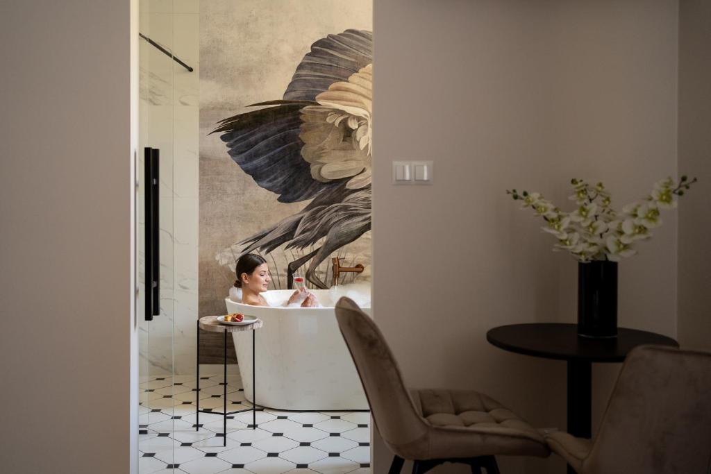 OLD TOWN Charm & Chic by Downtown Apartments 8