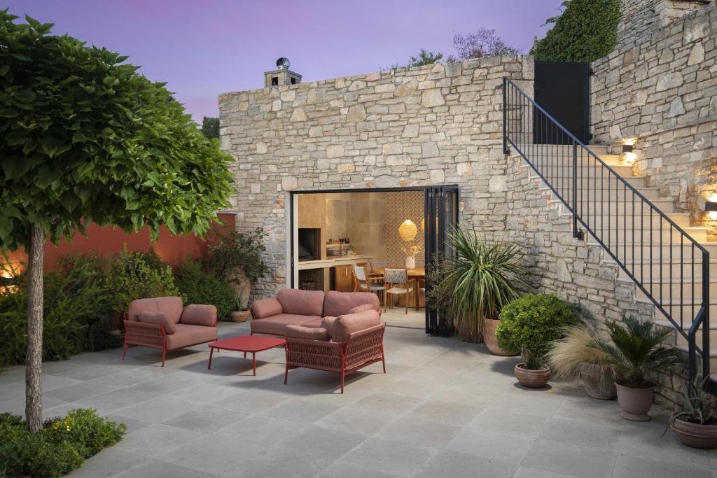 Villa Casa Nova with Heated Pool, Spa area & Game Room 6