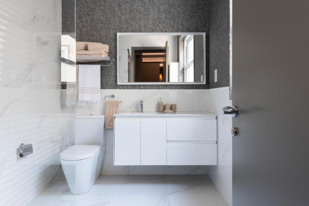 Lux Top Floor in the Hearth of Valletta by Arco Collection 3