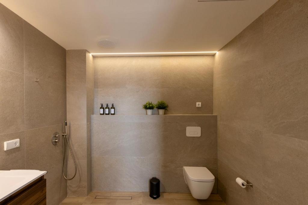Boutique Room - One Tower 5