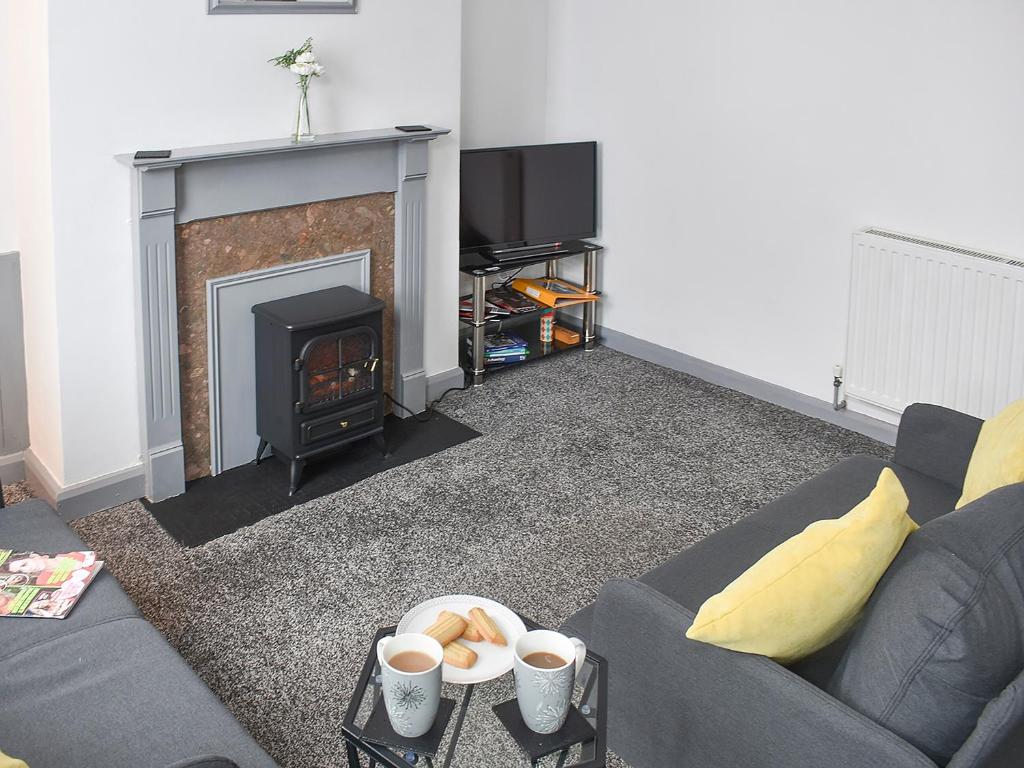 Brookshaw Cottage 3