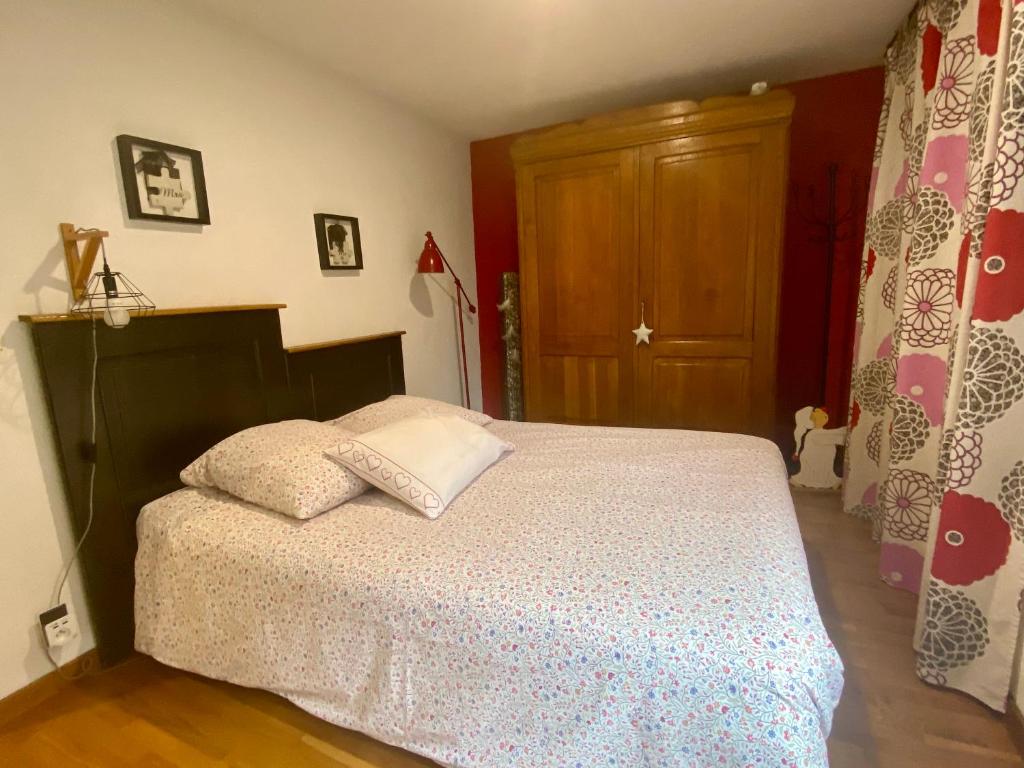 Gîte de caractère au calme , proche quartier historique, Au Merlenchanteur 8