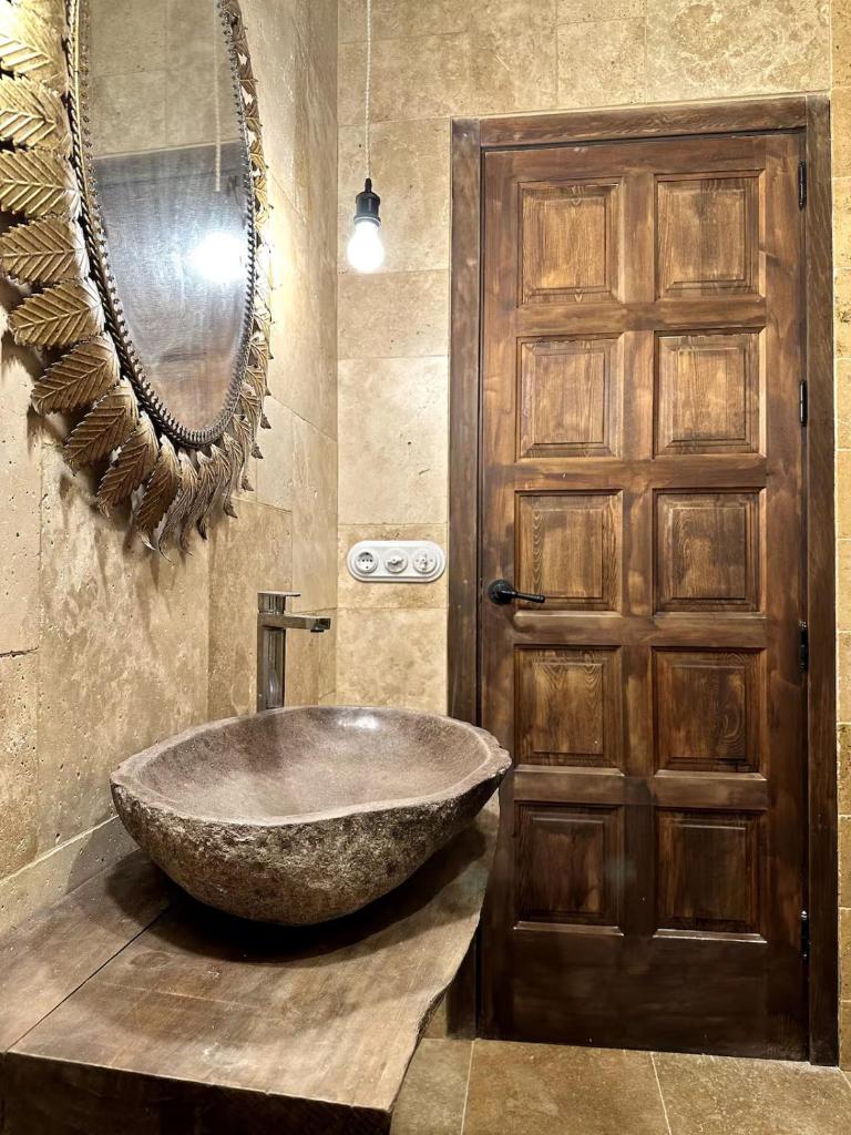 Stone Rustic Beach apartment 8